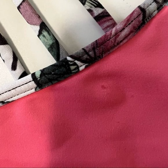 Lululemon Lighten Up Bra Strappy Back SportsBra Pink Lemonade - Picture 8 of 9